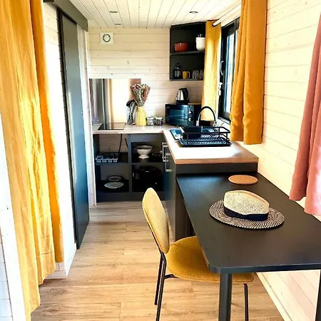 Joy Tiny House Perche * La Madeleine-Bouvet